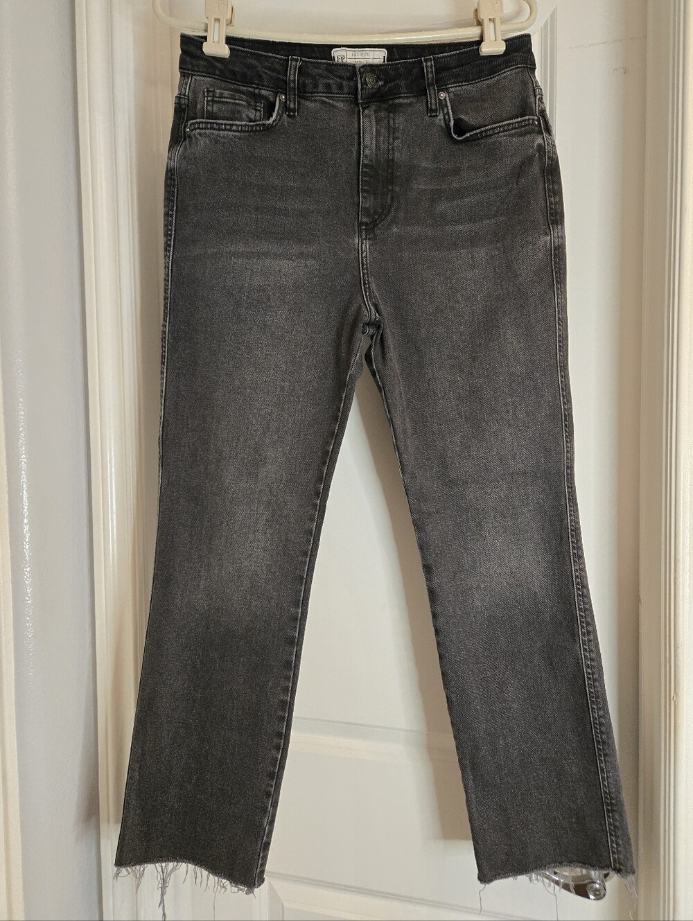Free People Straight Leg Jeans in Washed Black, Size 31